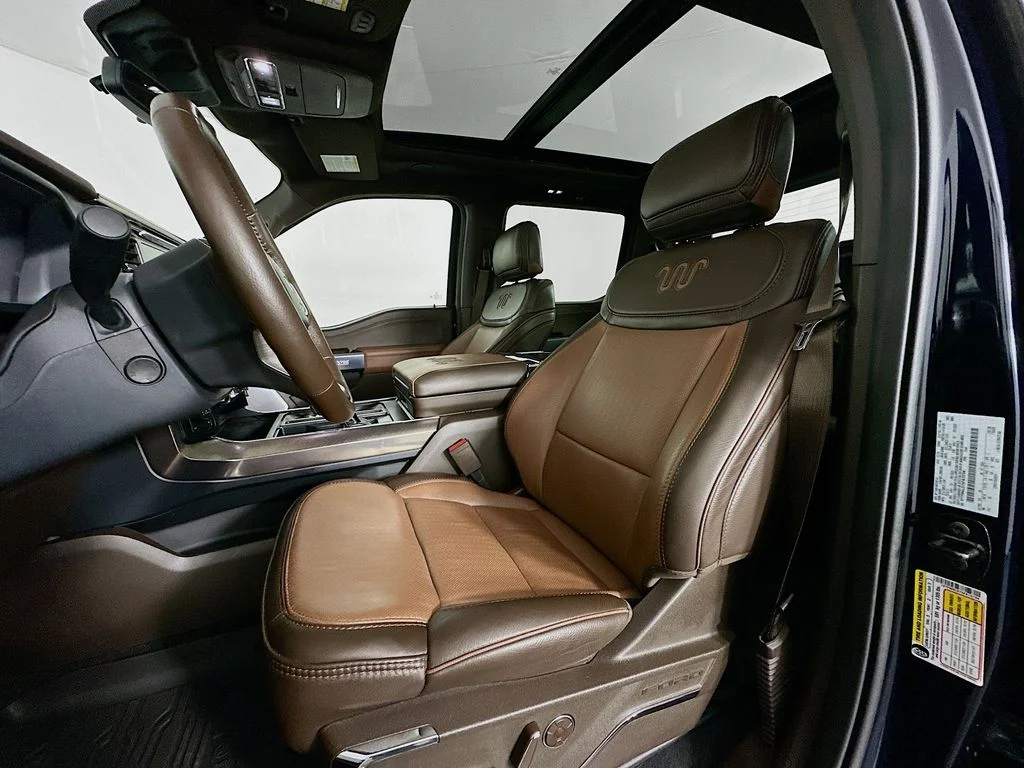Used 2025 Blue Metallic Ford King Ranch image 23