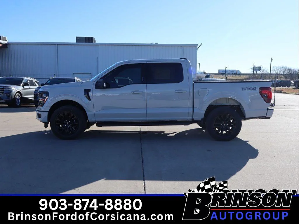 New 2026 Avalanche Ford XLT image 3