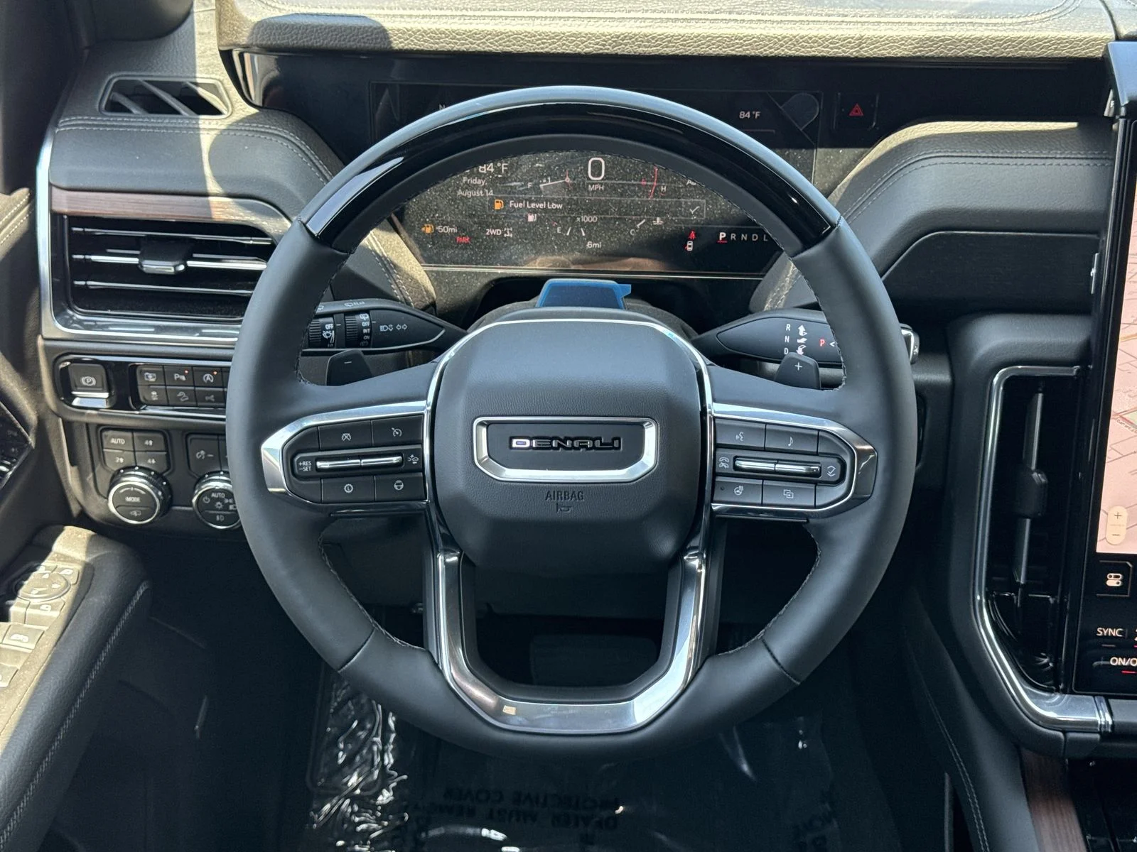 2026 GMC Yukon XL Denali - Photo 17