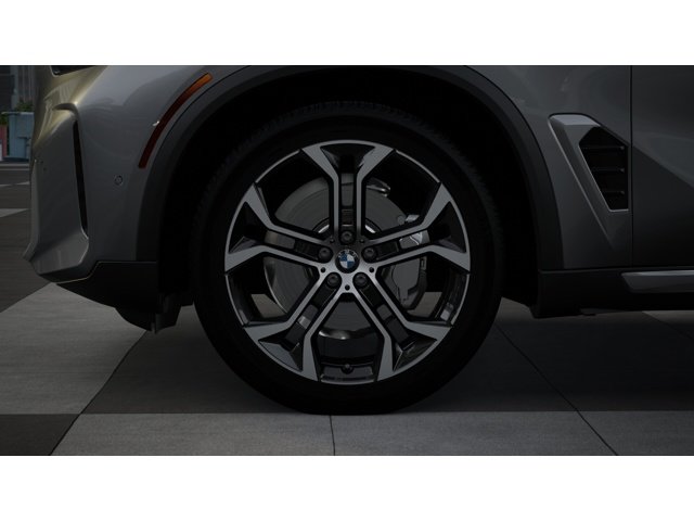 New 2026 0C4W Skyscraper Grey Metallic BMW sDrive40i image 7