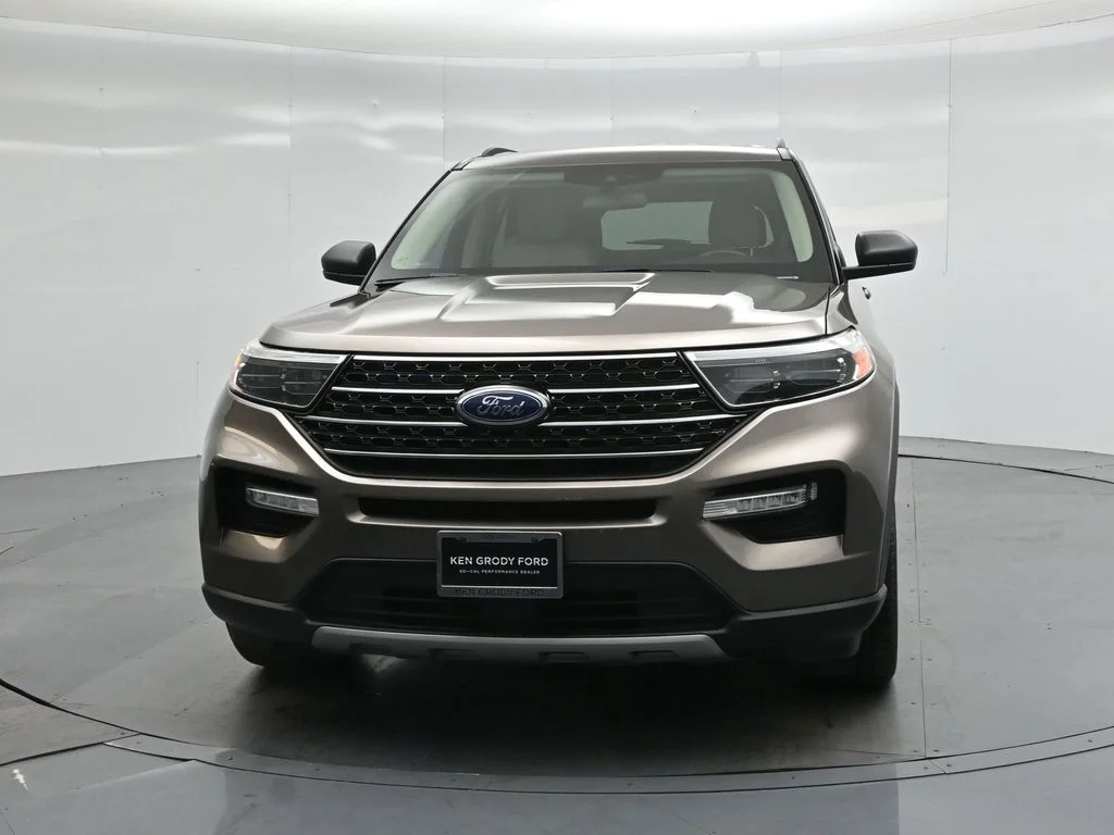 Used 2021 Gray Ford XLT image 23