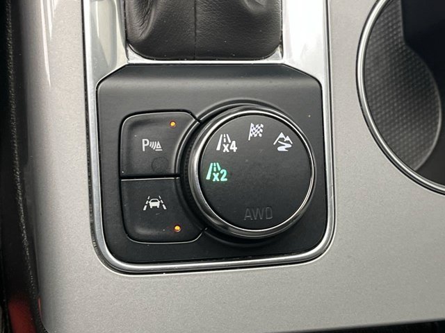 Used 2021 Summit White Chevrolet LT image 15