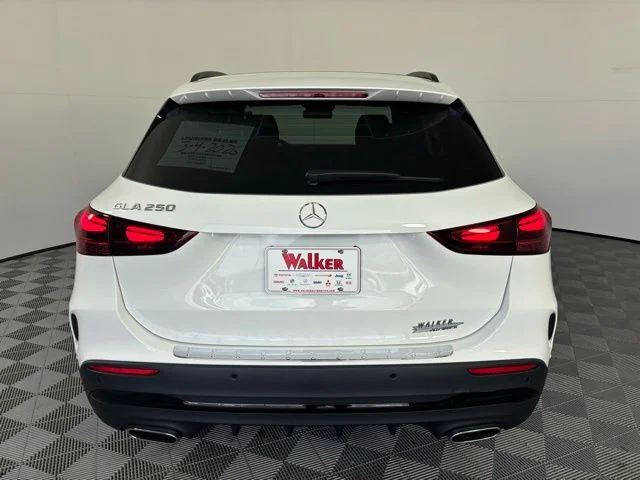 New 2026 Polar White Mercedes-Benz GLA 250 image 6
