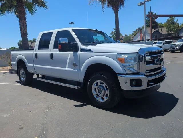 Used 2016 White Ford XLT image 1
