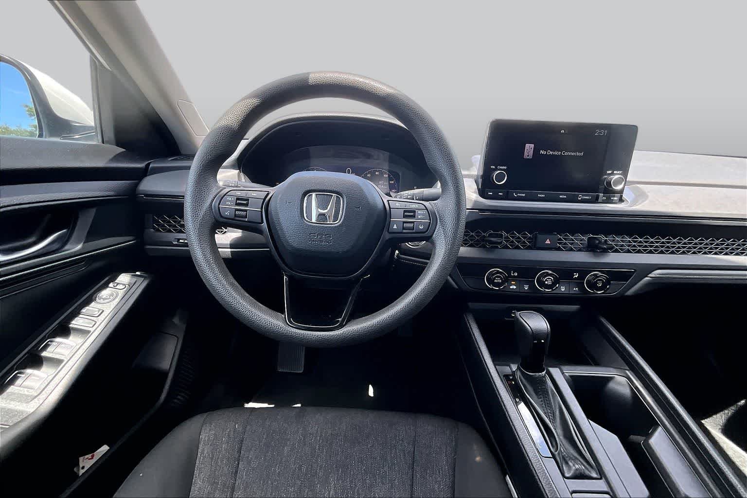 Used 2023 Platinum White Pearl Honda LX image 6