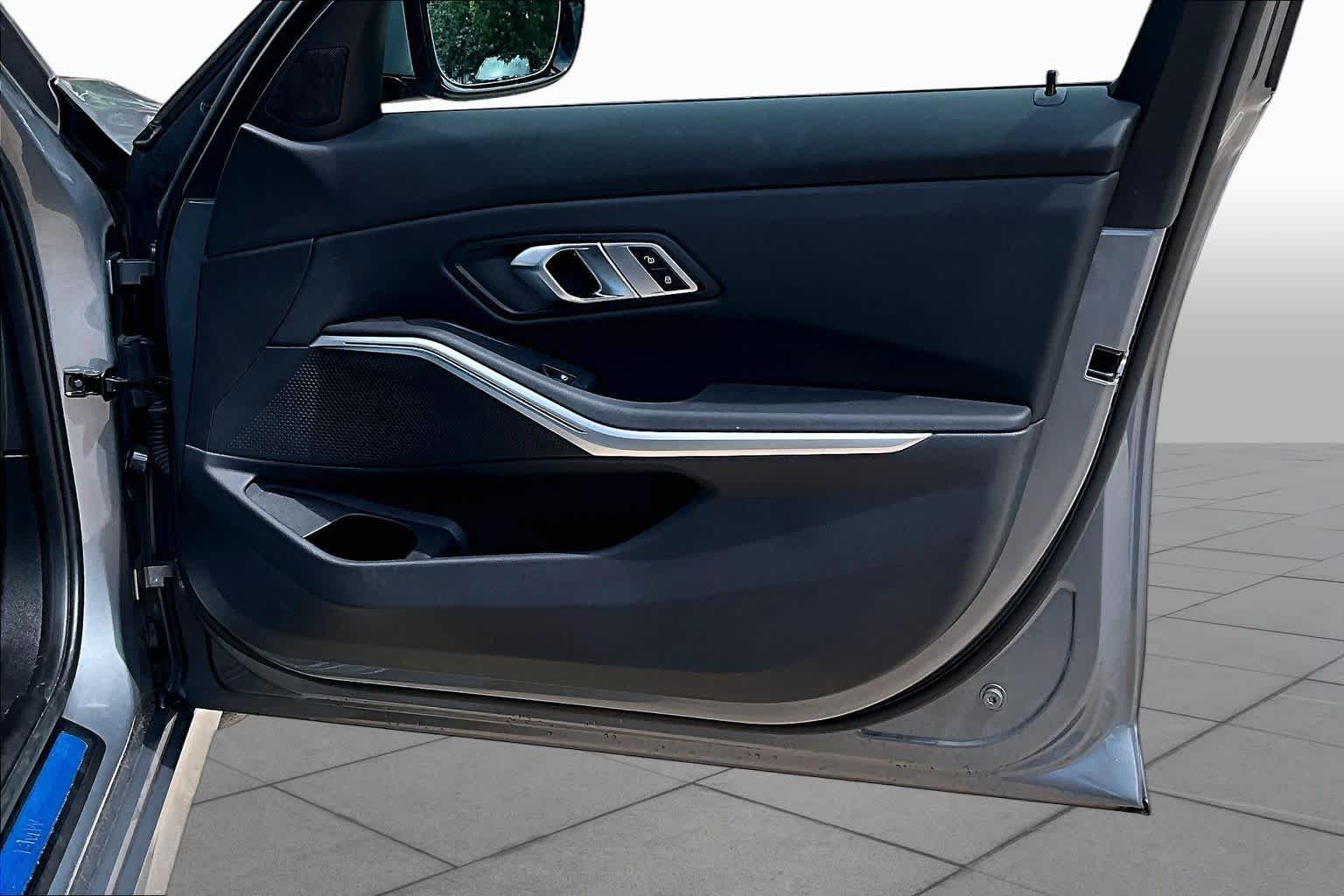Used 2023 Skyscraper Grey Metallic BMW 330i image 22