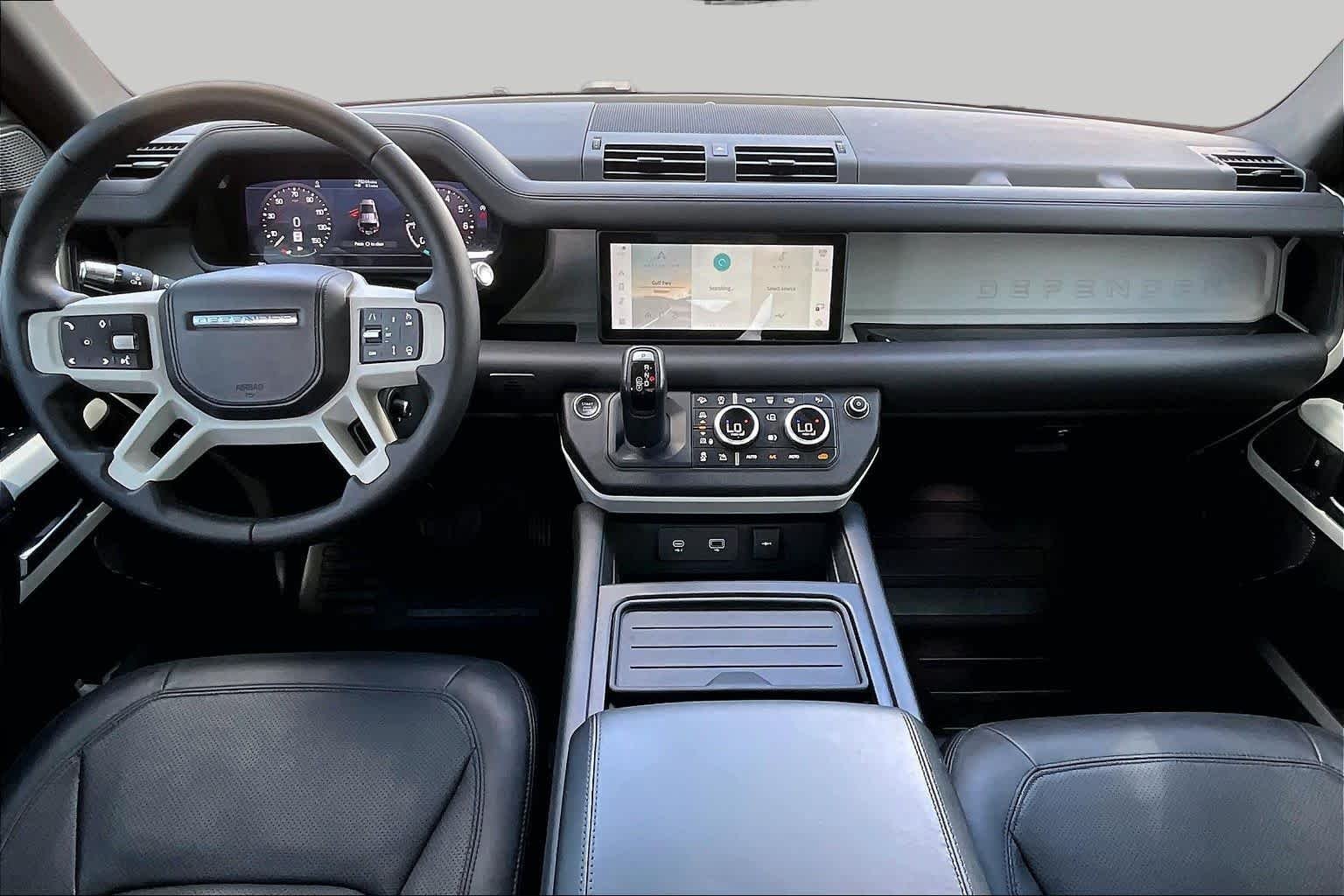 Used 2020 Eiger Grey Metallic Land Rover HSE image 14