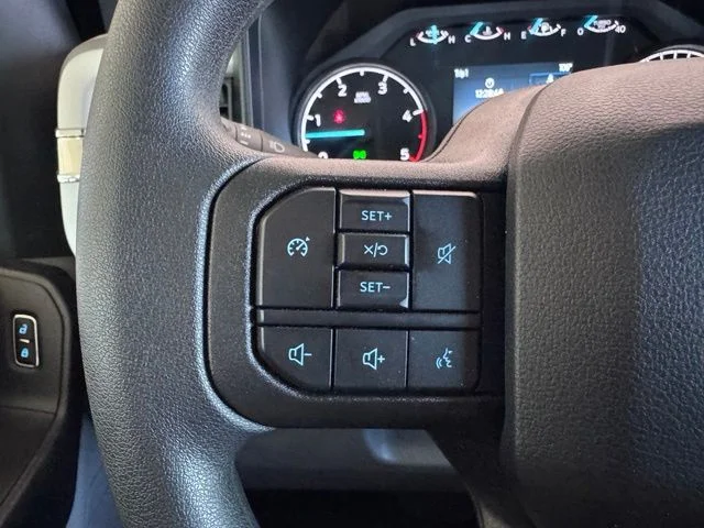 2025 Ford F-350 Super Duty XL - Photo 15