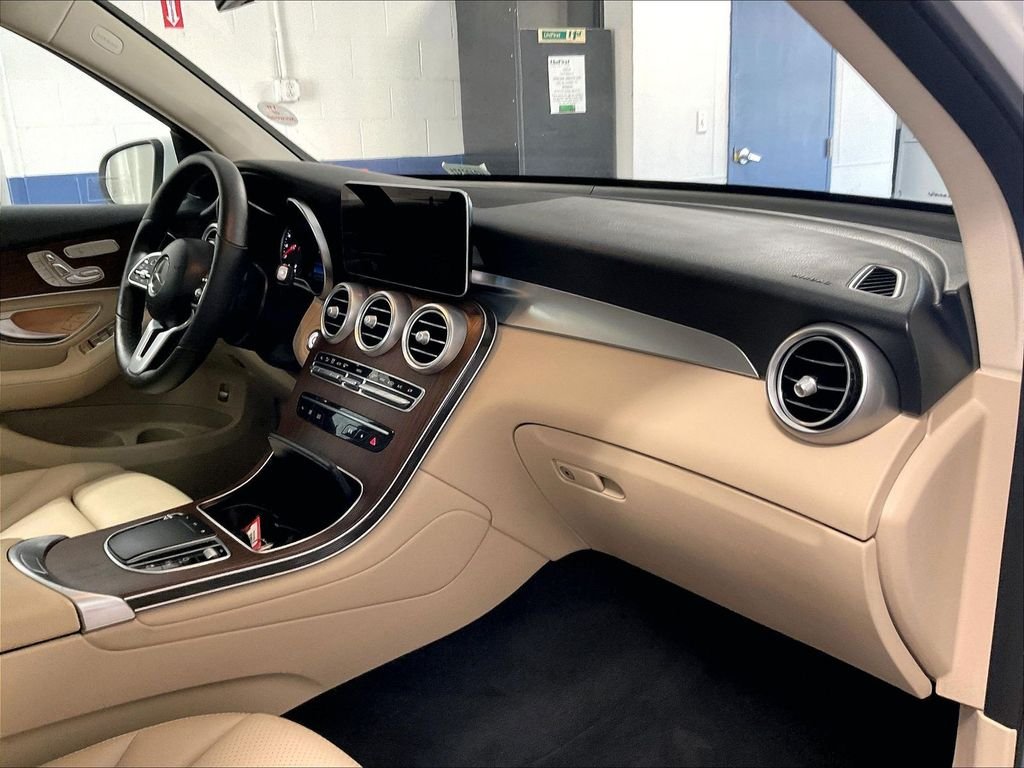 Used 2021 White Mercedes-Benz GLC 300 image 14