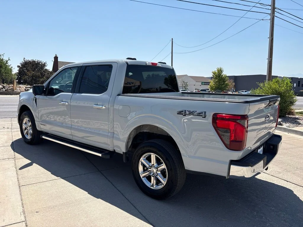 Used 2024 White Ford XLT image 6
