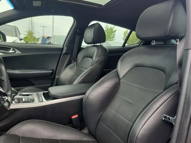 Used 2019 Blue Kia GT2 image 12