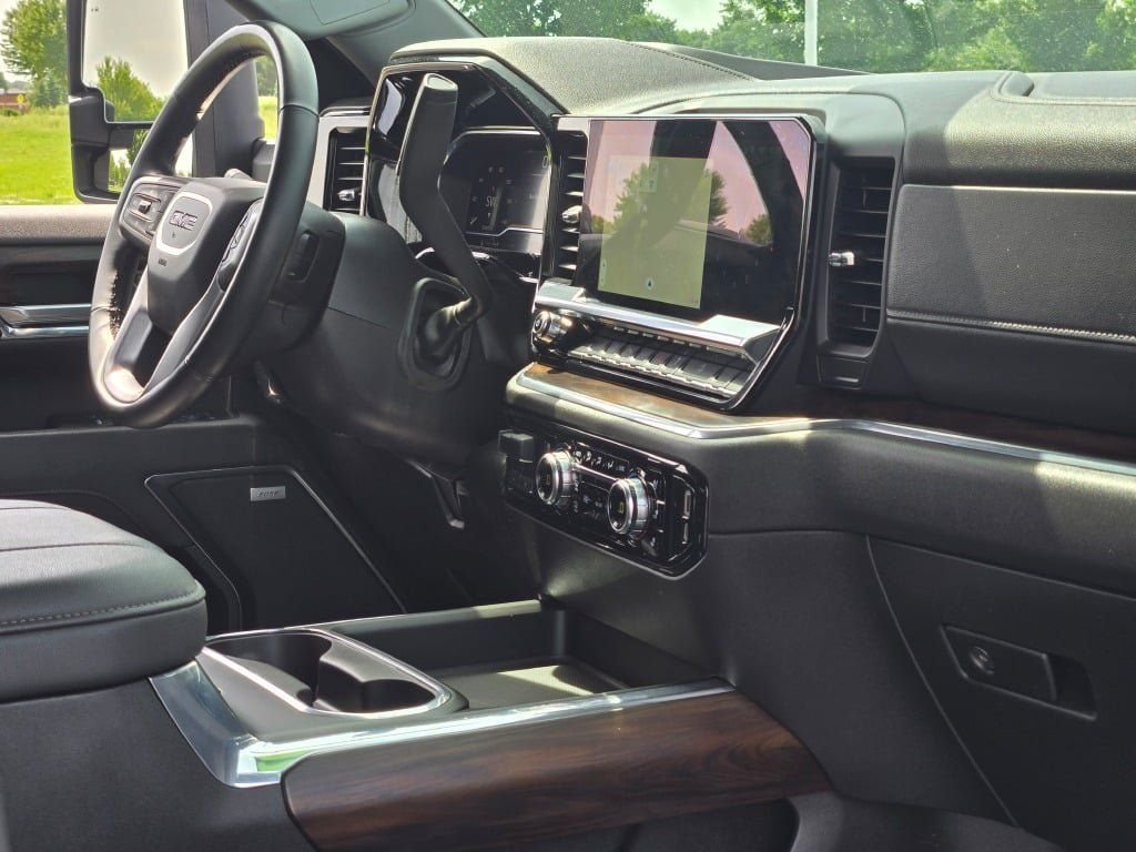 2024 GMC Sierra 2500HD SLT - Photo 8