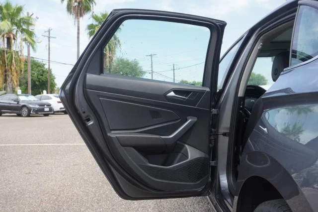 Used 2024 Gray Volkswagen SE image 20