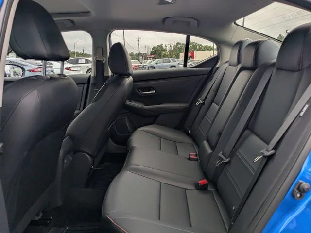 2025 Nissan Sentra SR - Photo 12