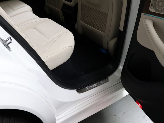 Certified Used 2023 Polar White Mercedes-Benz GLE 350 image 34
