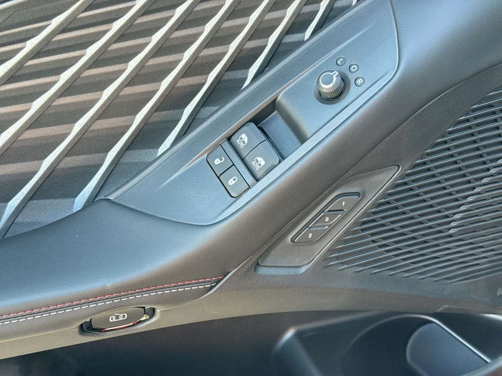 New 2026  Dodge R/T image 7