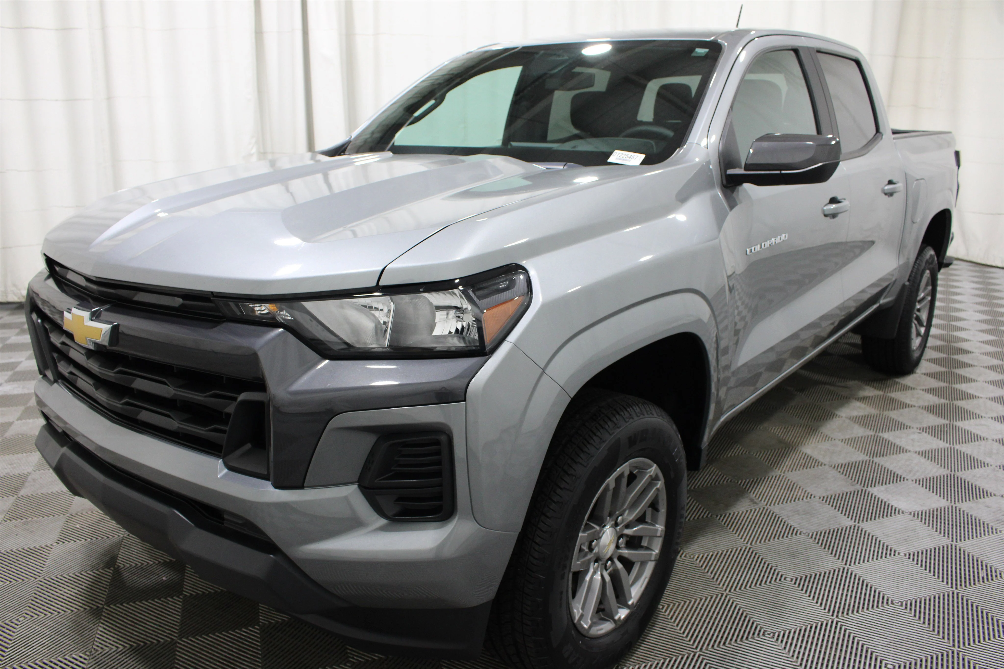 2023 Chevrolet Colorado LT - Photo 31
