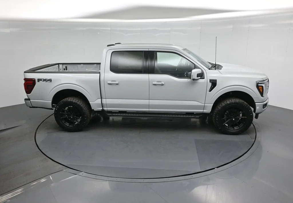 New 2026 Avalanche Ford Lariat image 39