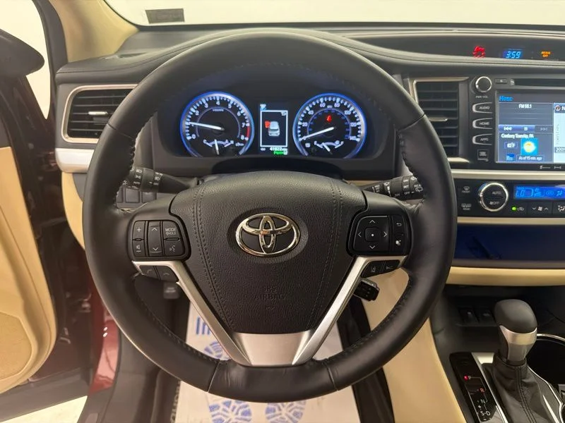 Used 2017 Red Toyota Limited image 24
