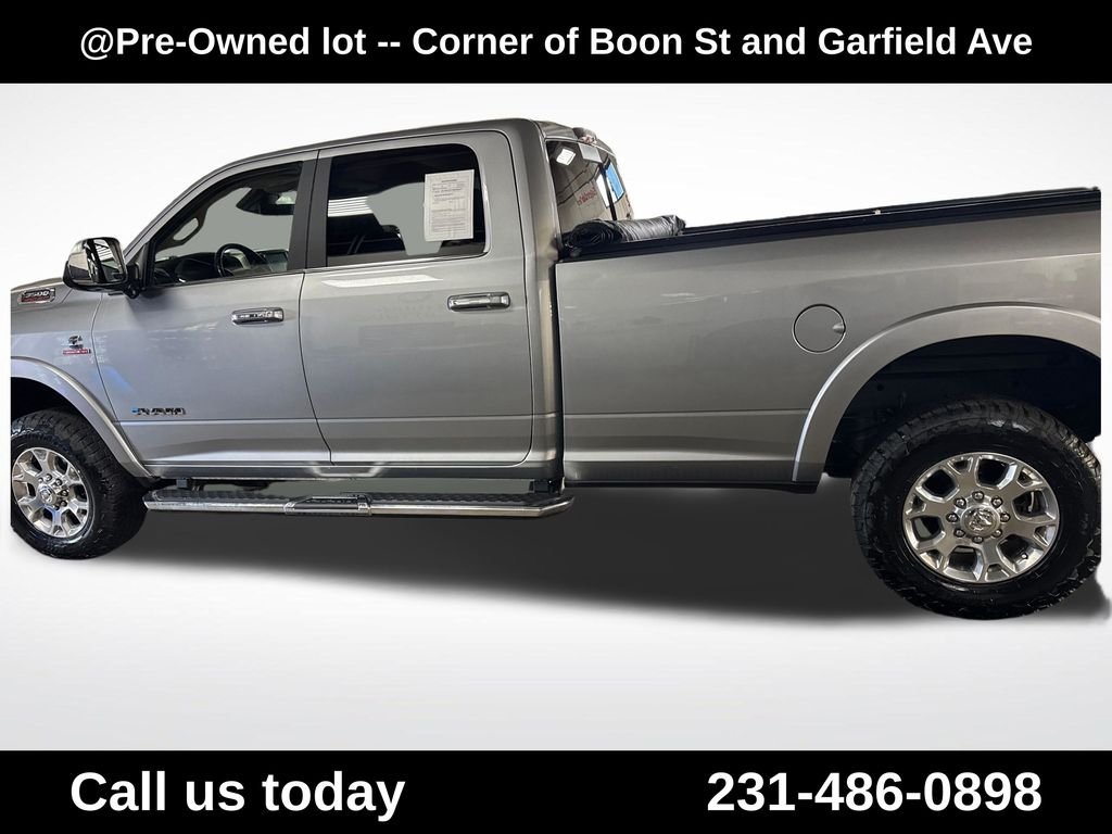 Used 2022 Silver Ram Laramie image 2