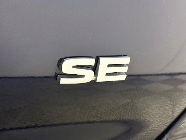 Certified Used 2023 Blue Mitsubishi SE image 28