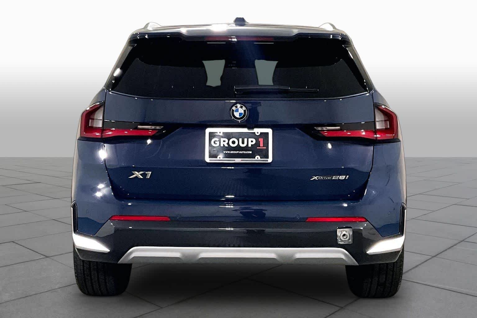Used 2026 Night Dusk Blue Metallic BMW xDrive28i image 4