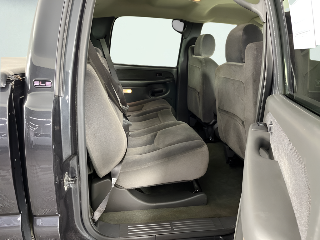 Used 2003 Carbon Metallic GMC SLE image 14