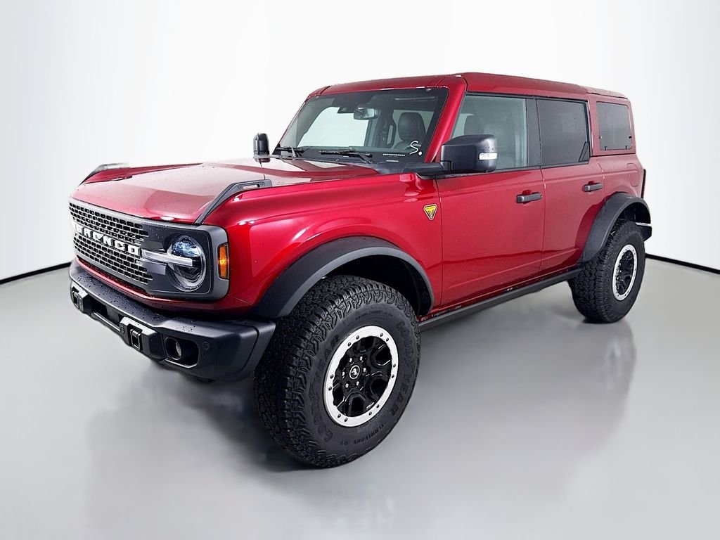 Used 2025 RUBY RED MET TNTD CLEARCOAT Ford Badlands image 9