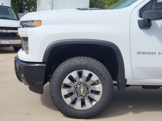 New 2026 Summit White Chevrolet Custom image 11