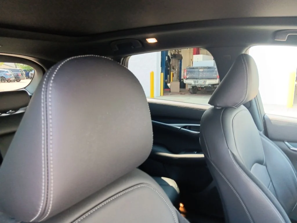 Used 2025 Radiant White INFINITI SPORT image 35