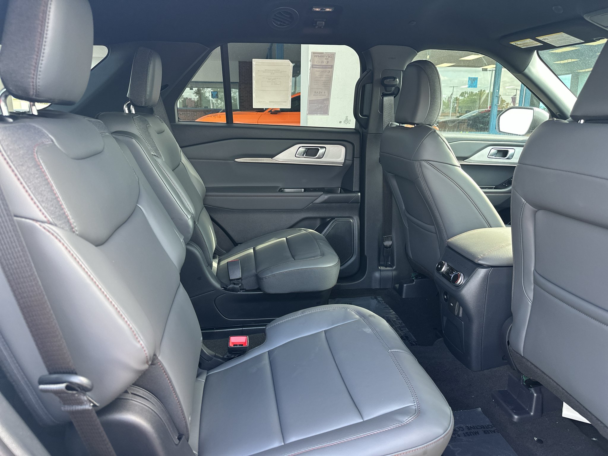 New 2027 Avalanche Gray Ford Active image 6