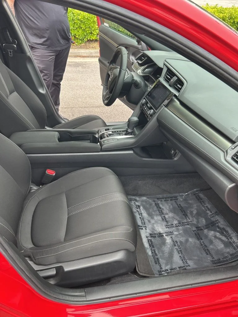 Used 2018 Red Honda EX image 22