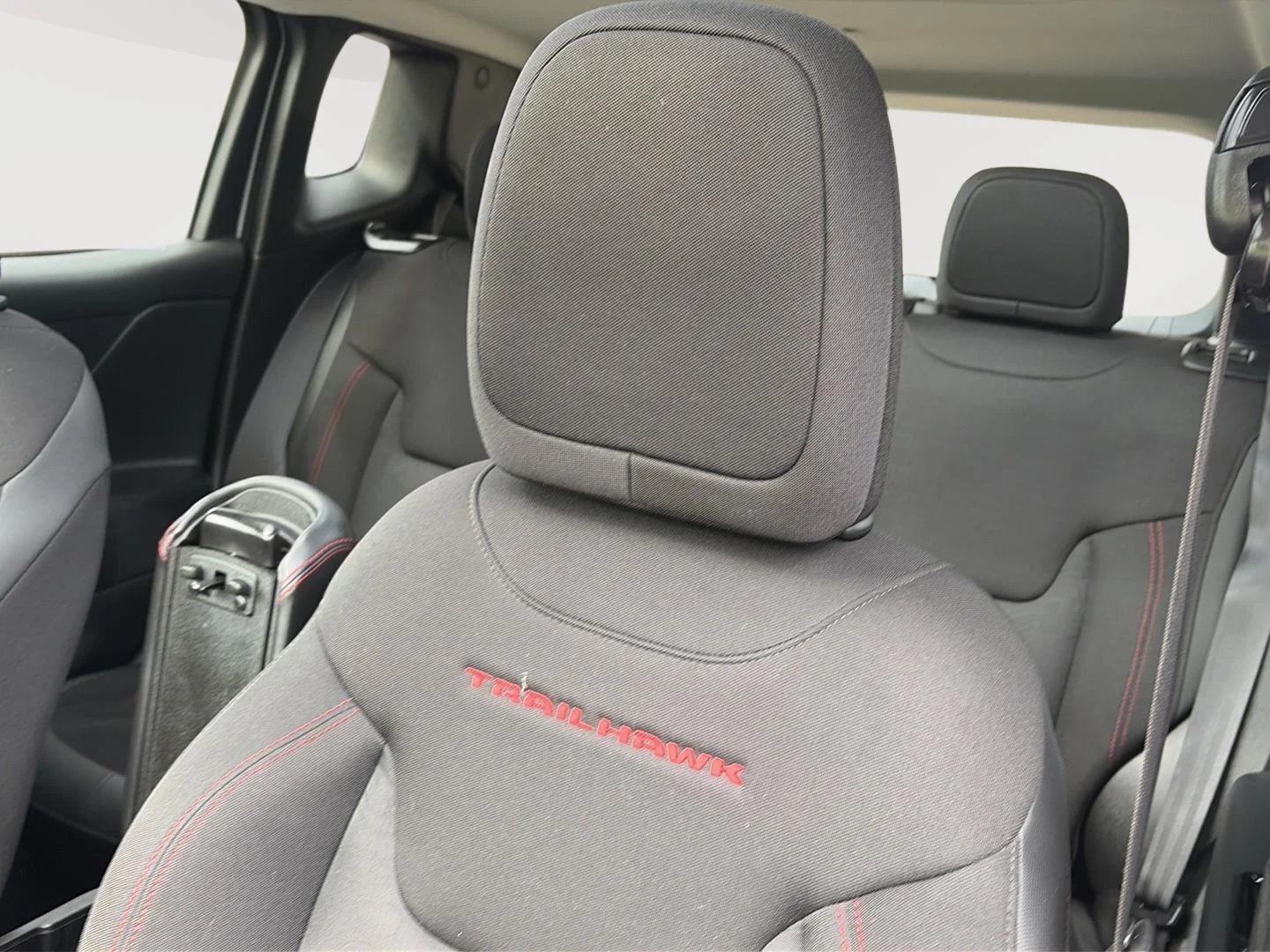 Certified Used 2021 Alpine White Clearcoat Jeep Trailhawk image 28
