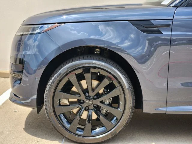 New 2026 Varesine Blue Land Rover Dynamic SE image 9