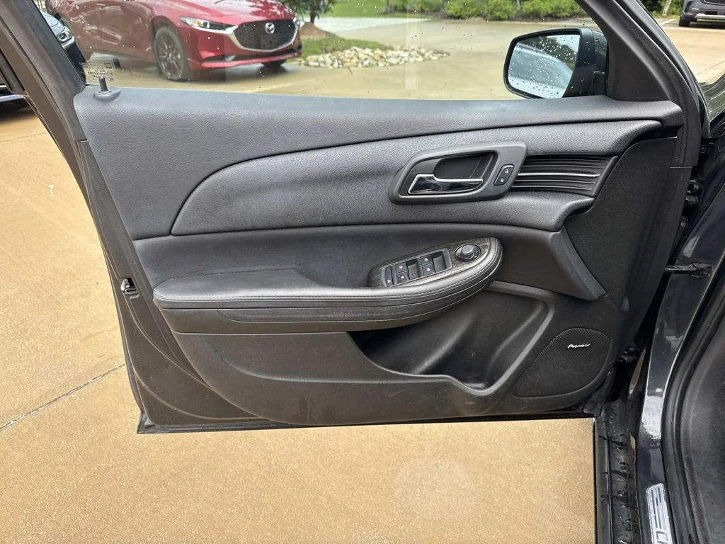 Used 2015 Gray Chevrolet LTZ image 18