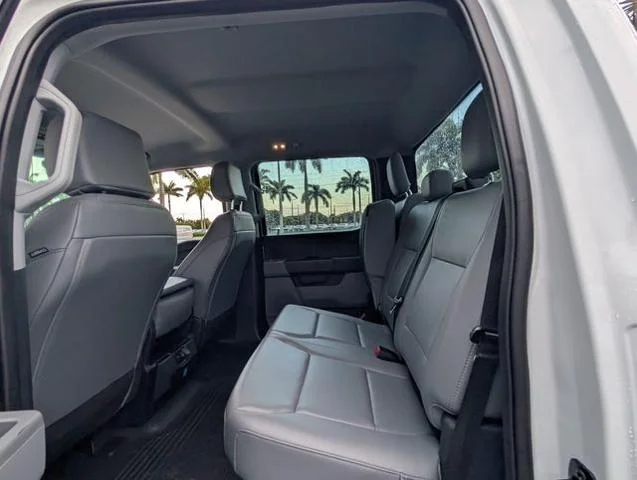 2025 Ford F-350 Super Duty XL - Photo 37