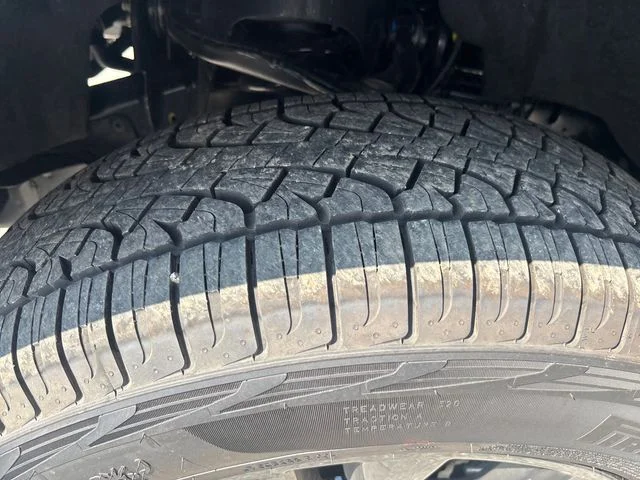 New 2026 Carbonized Gray Metallic Ford XLT image 26