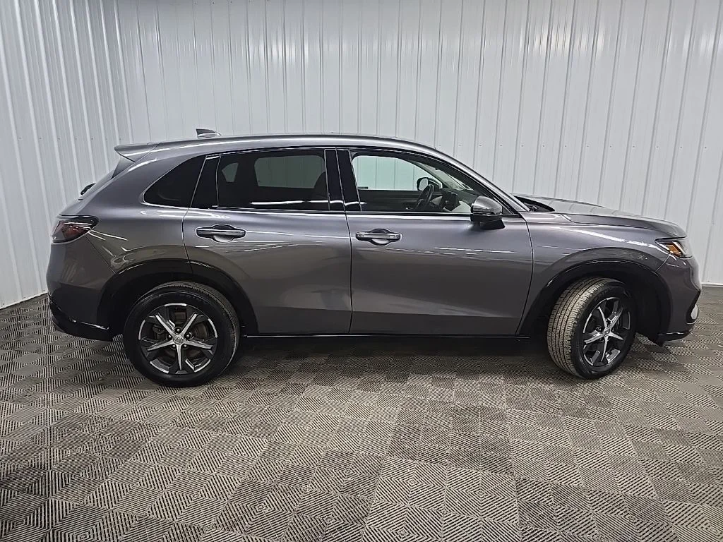 Used 2023 Gray Honda EX-L image 2