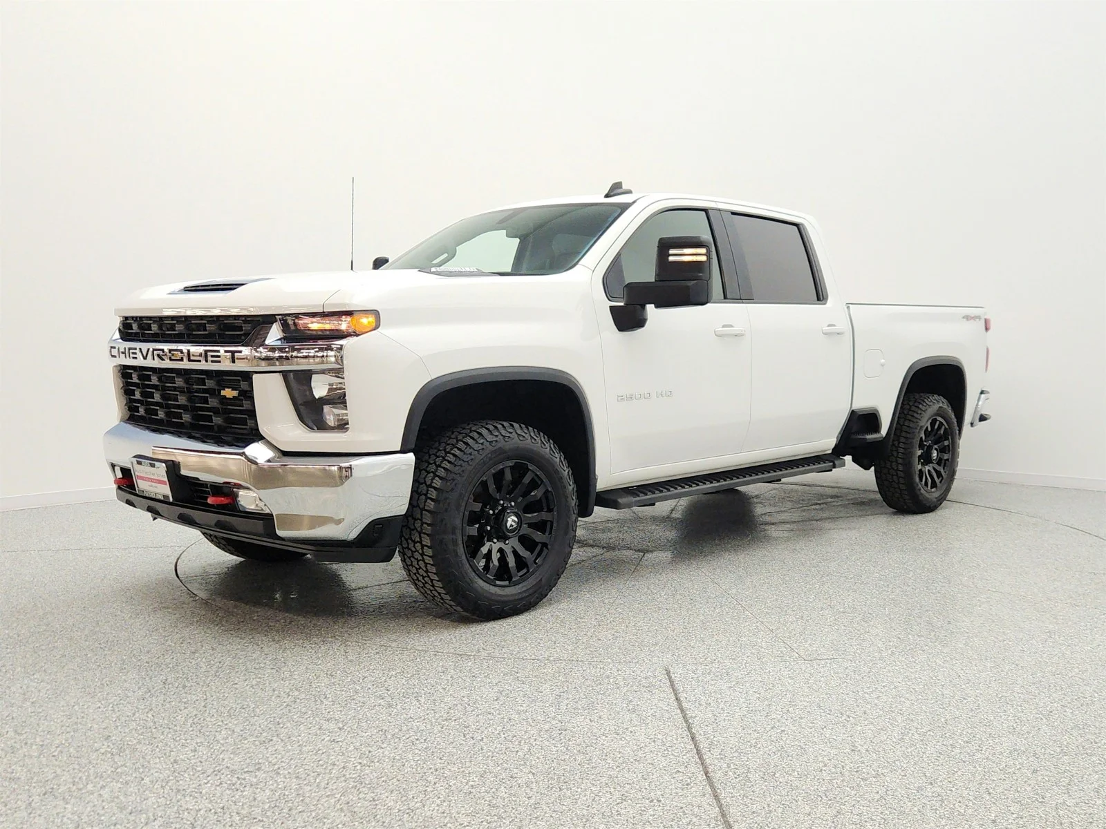 2022 Chevrolet Silverado HD LT 4WD Crew Cab Standard Box's photo