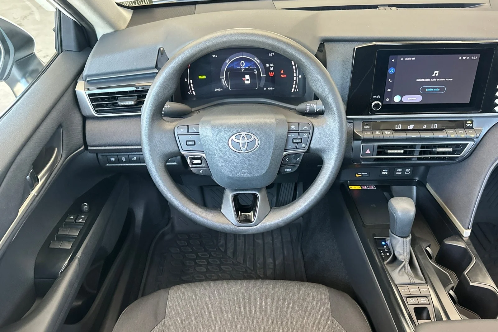 Used 2026 Ice Cap Toyota LE image 13