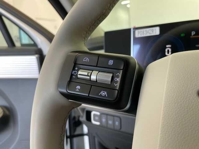 New 2026 Serenity White Hyundai SEL AWD image 18