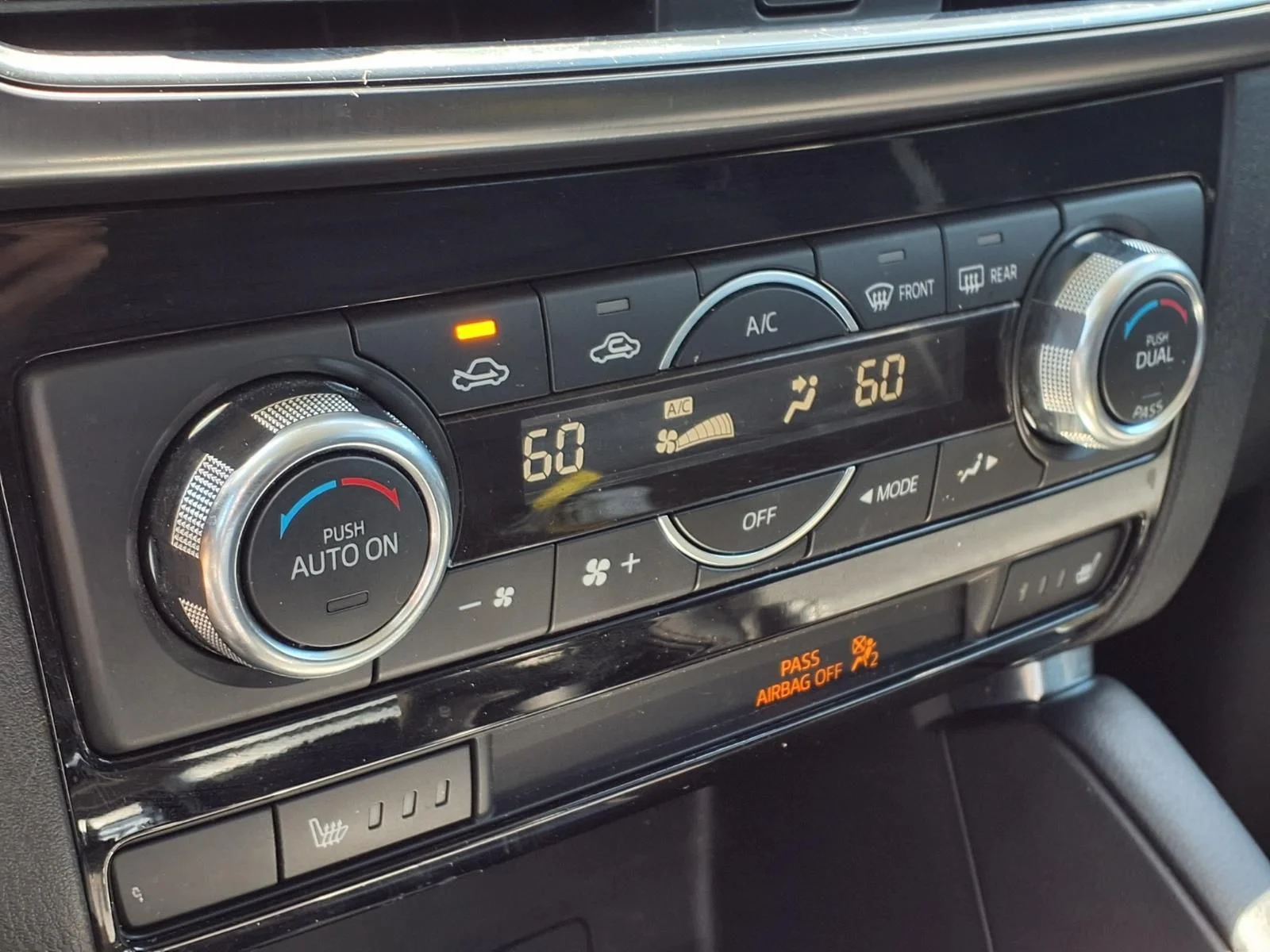 Used 2016 Gray Mazda Grand Touring image 10