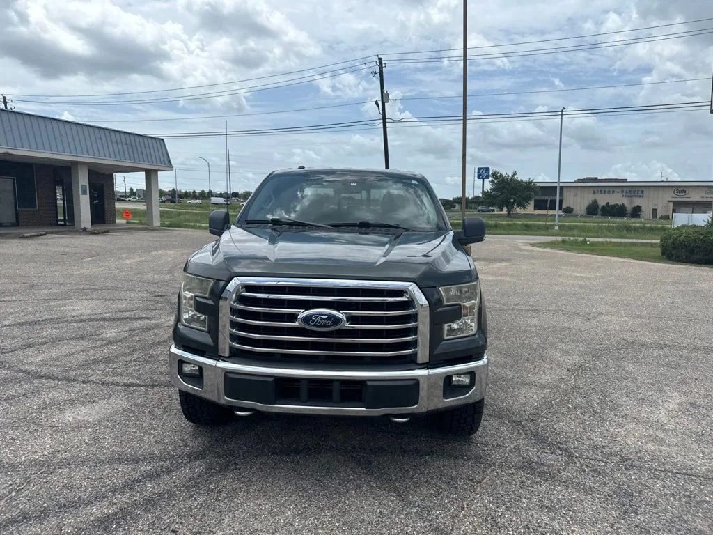 Certified Used 2015 Gray Ford XLT image 4
