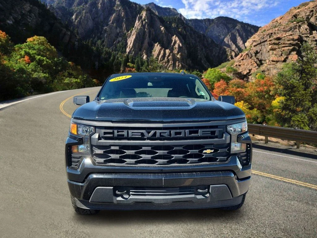 Used 2024 Black Chevrolet Custom image 6