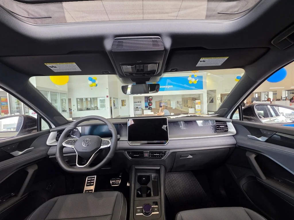 2026 Volkswagen Tiguan SE R-LINE BLACK - Photo 38