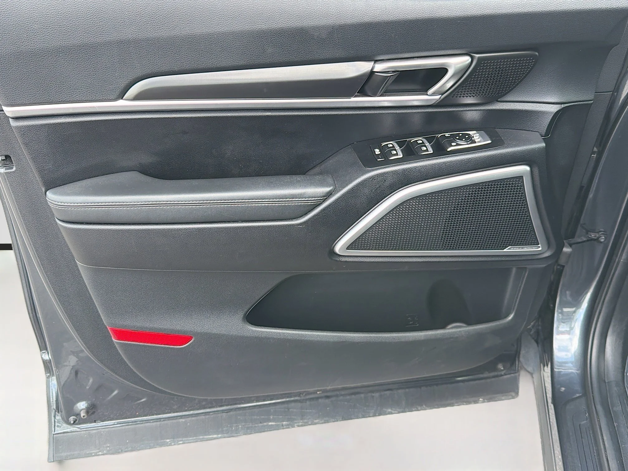 Used 2024 Gravity Gray Kia S image 20
