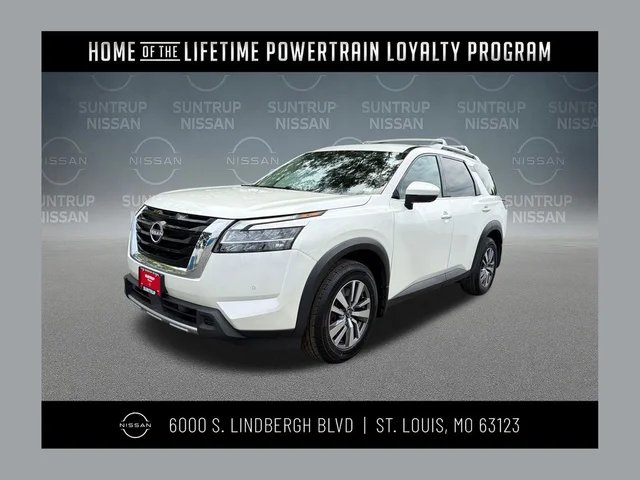 2024 Nissan Pathfinder SL
