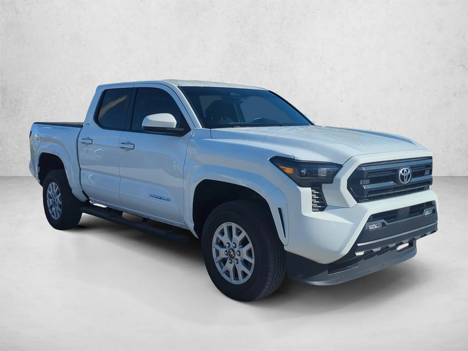 Used 2024 Ice Cap Toyota SR5 image 3