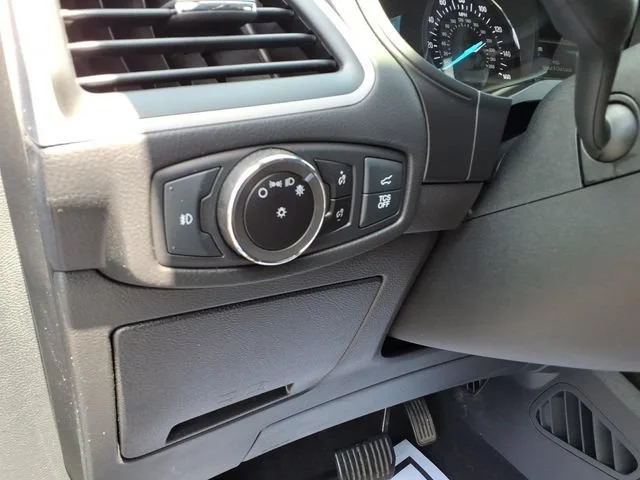 2023 Ford Edge SEL - Photo 17