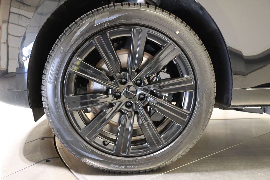 2026 Land Rover Range Rover SE - Photo 9